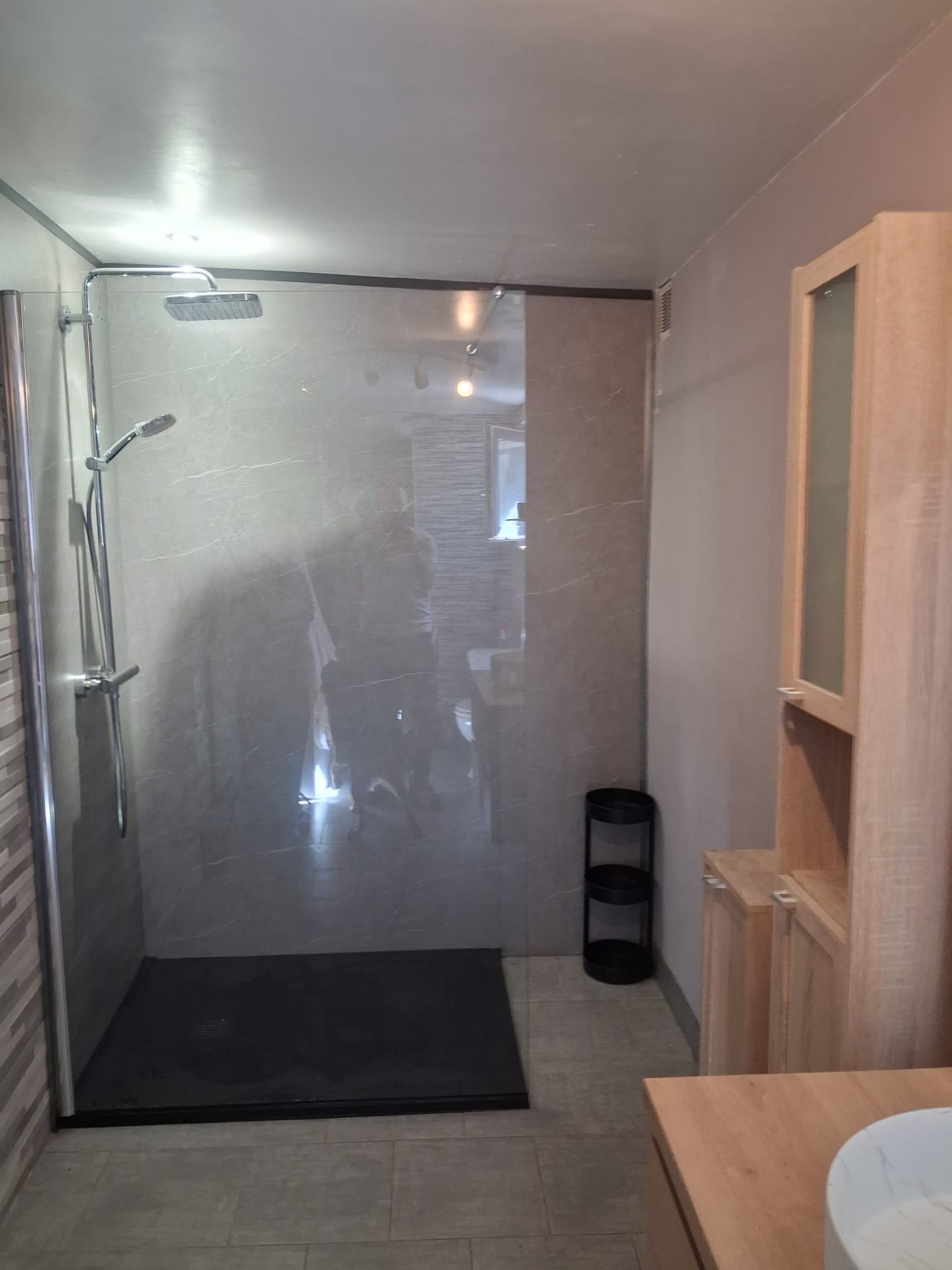 Douche italienne — receveur noir